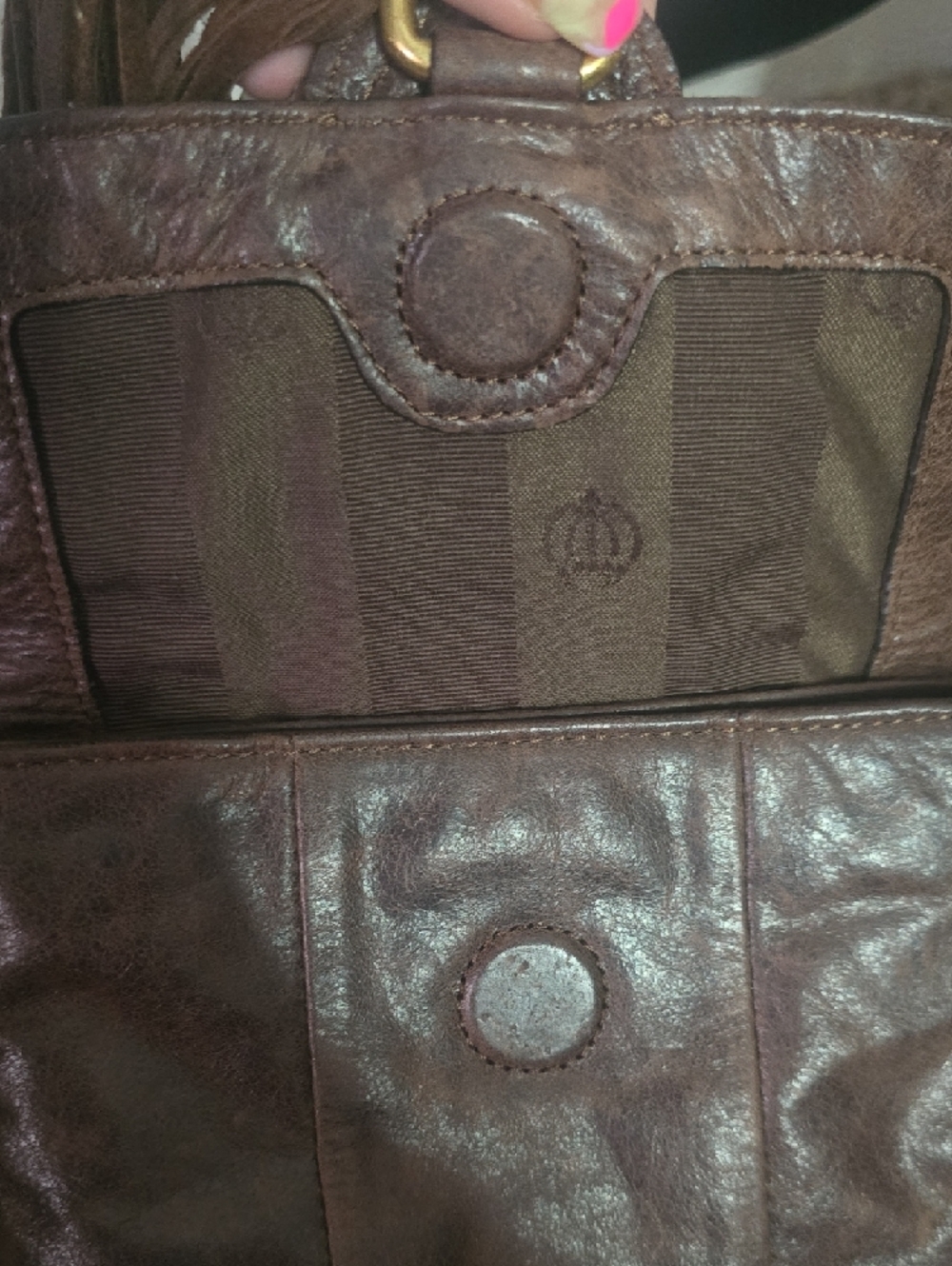 Juicy Couture Vintage Dark Brown Leather W/ Gold Hardware Crossbody Bag (EUC)✨️ - Picture 8 of 11